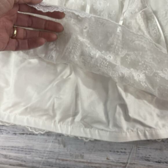 PETITE JR Baby Girl Ivory Lace Dress XS 3-6 mths Bonnet Bow Wedding Dedication 1 - Picture 7 of 13